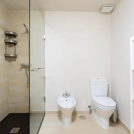 Апартаменти Elegance 150mts From The Sea